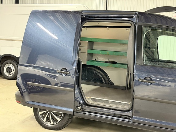 Volkswagen Caddy 19 of 23