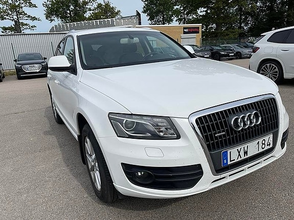 Audi Q5 2 of 5