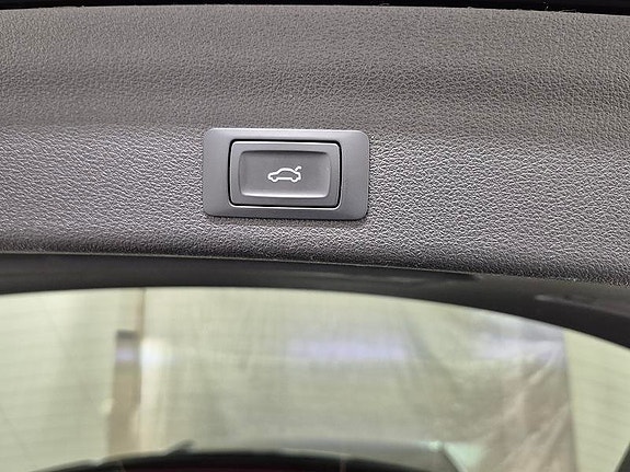 Audi A6 11 of 12