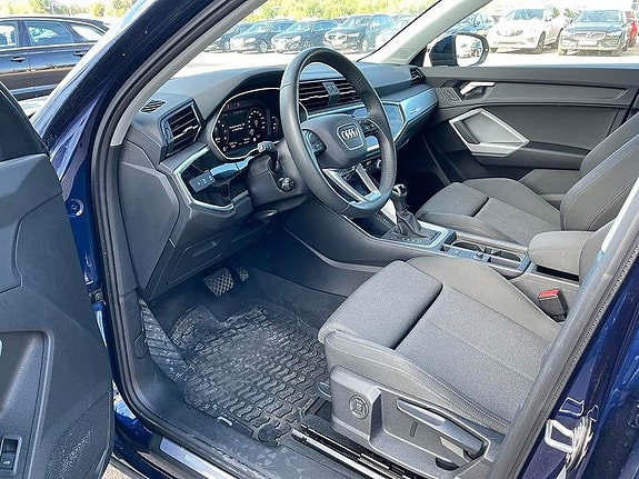 Audi Q3 5 of 5