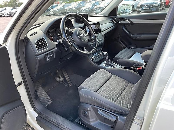 Audi Q3 5 of 5