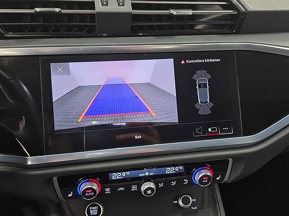 Audi Q3 7 of 10