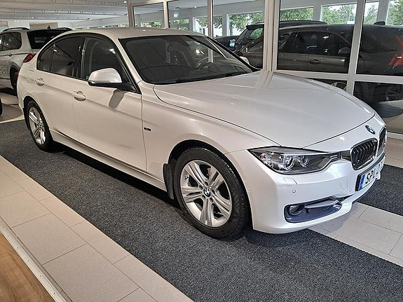 BMW 318d 2 of 7