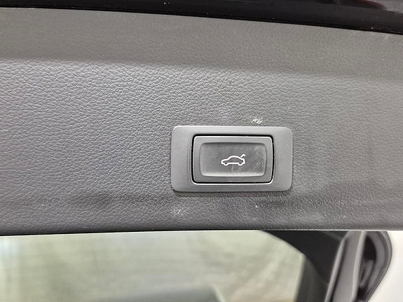 Audi A6 8 of 9