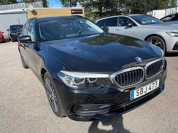 BMW 520d 2 of 5