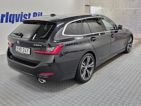 BMW 330e 4 of 10