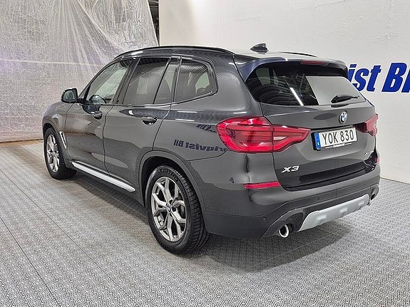 BMW X3 5 of 8