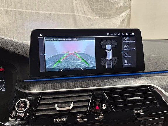 BMW 530e 8 of 12