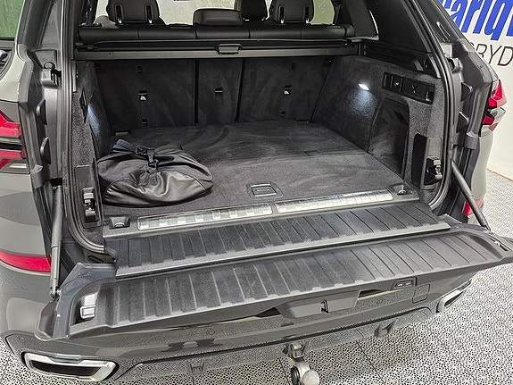 BMW X5 12 of 12