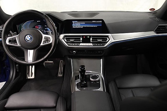 BMW 330e 6 of 12