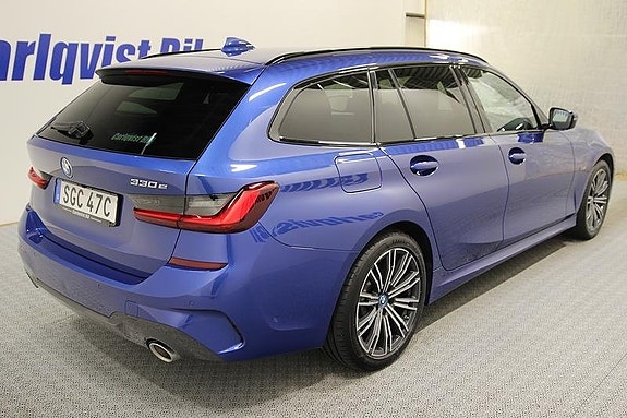 BMW 330e 4 of 12