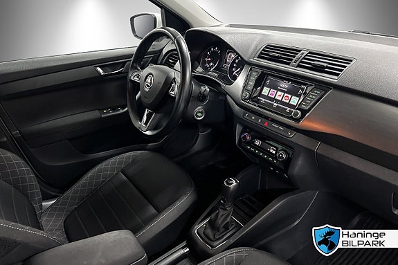 Skoda Fabia 10 of 30
