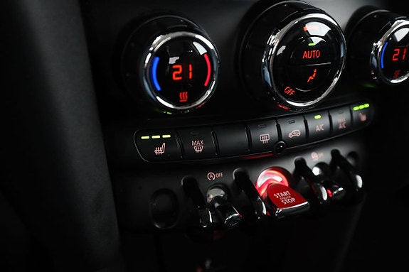 MINI Cooper 24 of 30