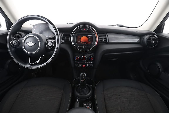 MINI Cooper 13 of 30