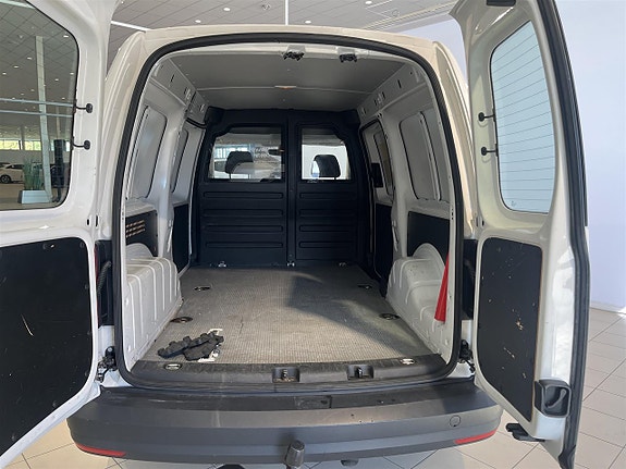 Volkswagen Caddy Maxi 6 of 12