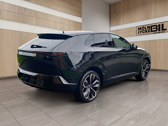 Mazda CX-6e 3 of 18