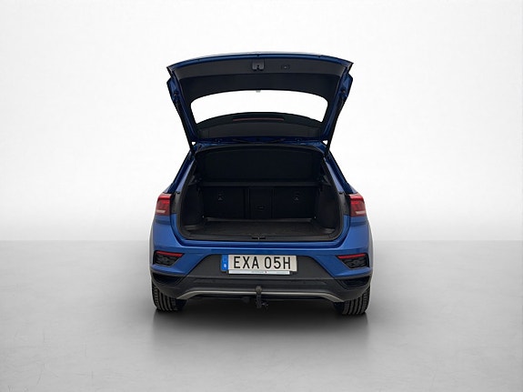 Volkswagen T-Roc 10 of 30