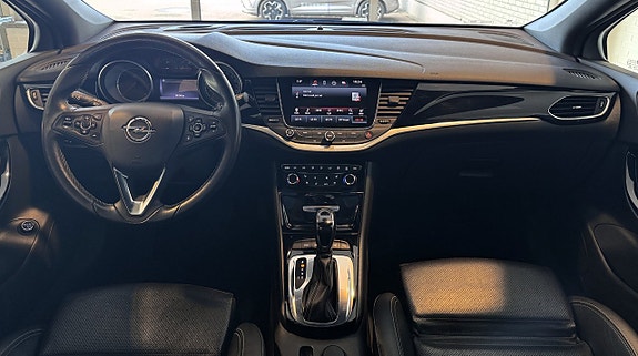 Opel Astra 14 of 15