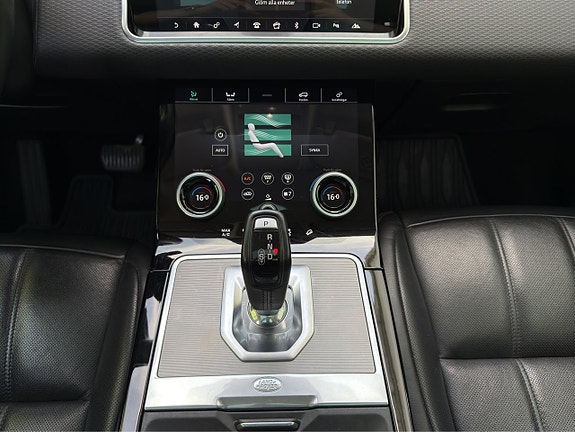 Land Rover Range Rover Evoque 18 of 23