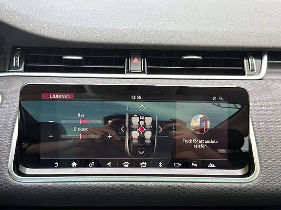 Land Rover Range Rover Evoque 21 of 23