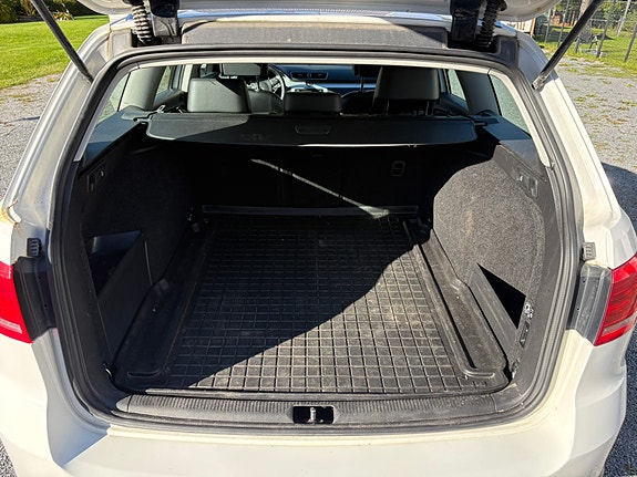 Volkswagen Passat Alltrack 5 of 15