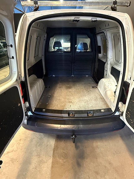 Volkswagen Caddy 19 of 19
