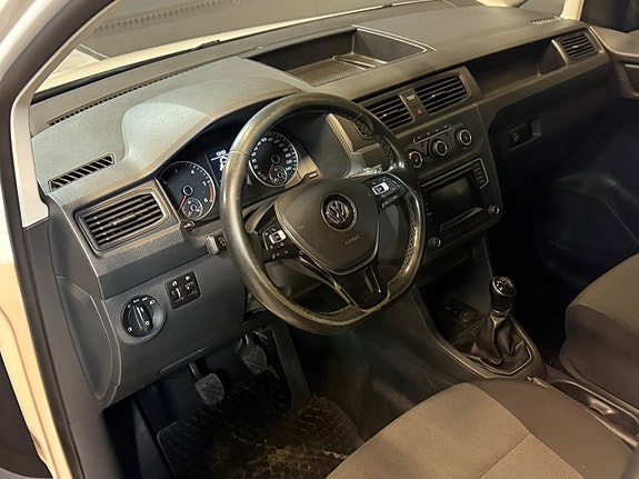 Volkswagen Caddy 10 of 19