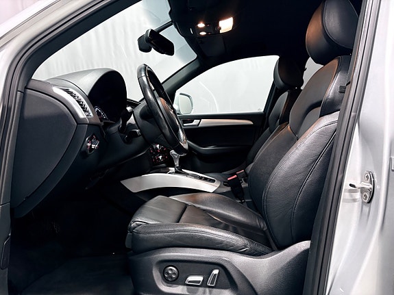 Audi Q5 9 of 29