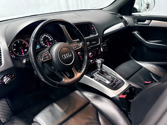 Audi Q5 10 of 29