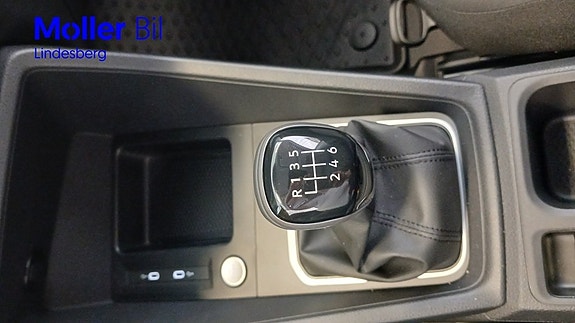 Volkswagen Caddy 24 of 27