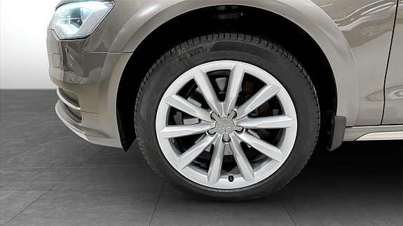 Audi Quattro 6 of 14