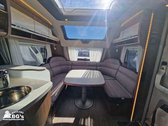 Knaus Scandinavian Selection 650 UDF 2 of 8
