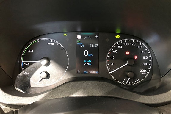 Toyota Yaris 16 of 21