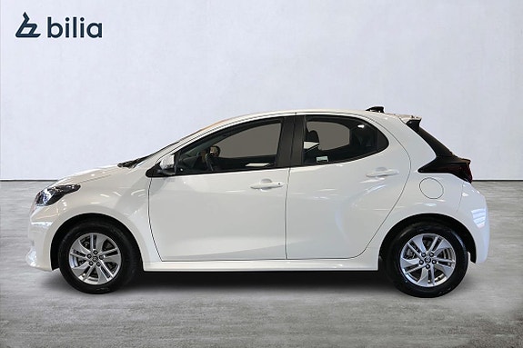 Toyota Yaris 3 of 21