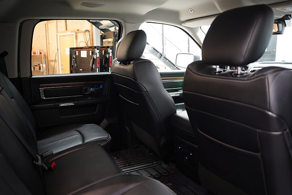 Dodge RAM 1500 27 of 28