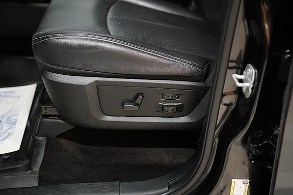 Dodge RAM 1500 11 of 28