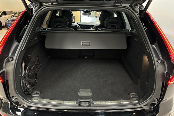 Volvo XC60 9 of 28