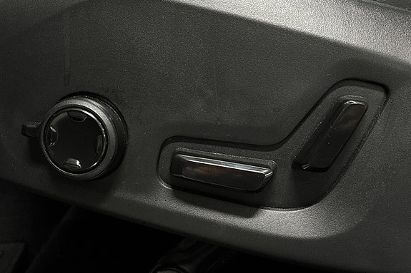 Volvo XC60 26 of 28
