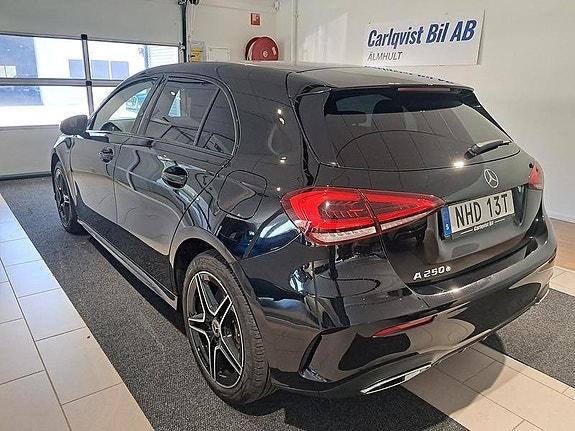Mercedes-Benz A250 e 4 of 7