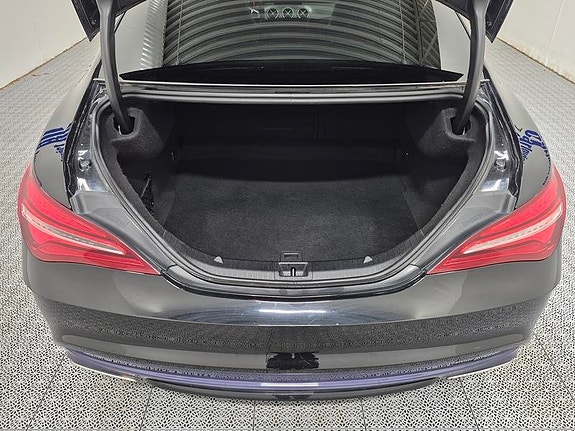 Mercedes-Benz CLA250 8 of 8