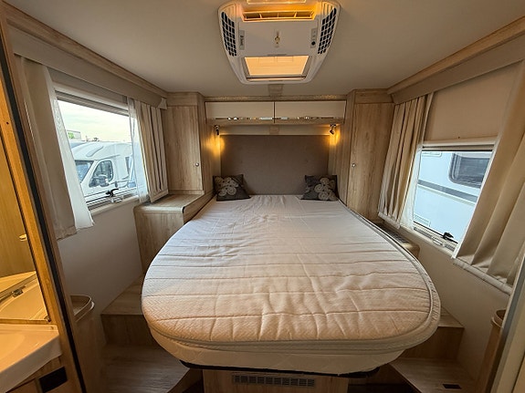 Eura Mobil Integra Line 720 QB Justerbar Queensbed! ALDE! 3500kg! Vinteranpassad! Värmeväxlare! AC i bodel! Litiumbatter 10 of 22