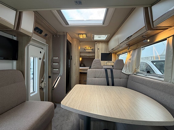 Eura Mobil Integra Line 720 QB Justerbar Queensbed! ALDE! 3500kg! Vinteranpassad! Värmeväxlare! AC i bodel! Litiumbatter 5 of 22