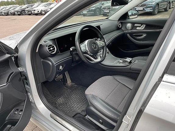 Mercedes-Benz E200 d 5 of 5