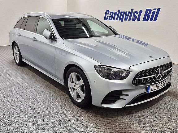 Mercedes-Benz E220 3 of 12