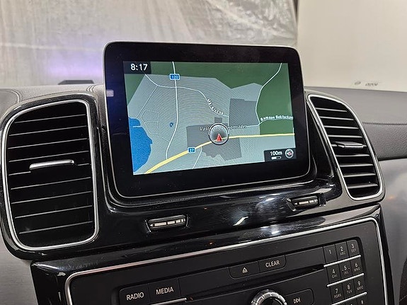Mercedes-Benz GLE350 d 7 of 13