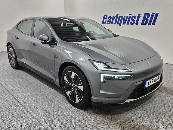 Polestar 4 3 of 13