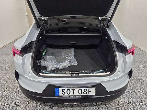 Polestar 4 13 of 13
