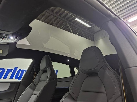 Polestar 4 11 of 13