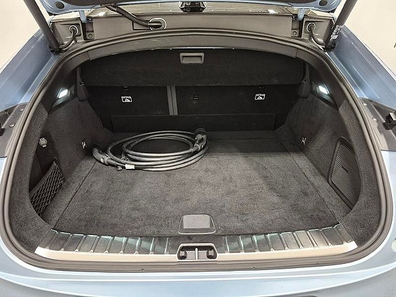 Polestar 4 10 of 11
