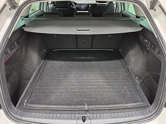 Skoda Octavia 8 of 10